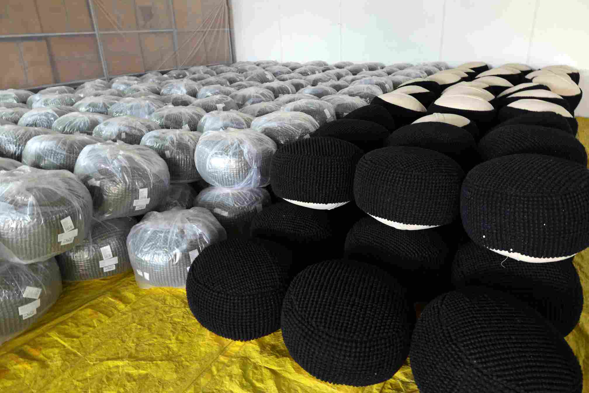 pouf-production-image-6